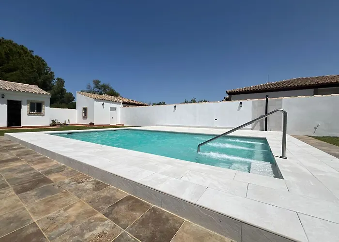 Chalet Andaluz Con Piscina