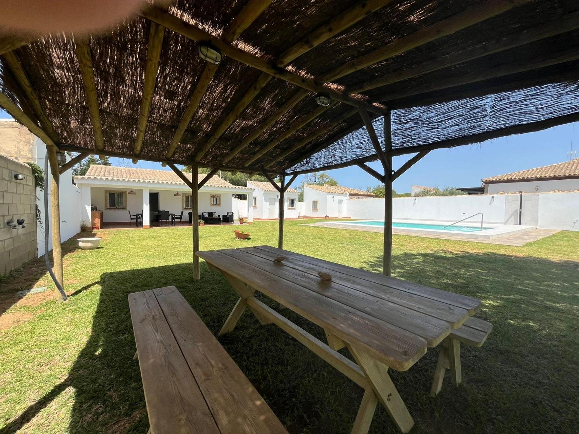 Andaluz Con Piscina Holiday home *